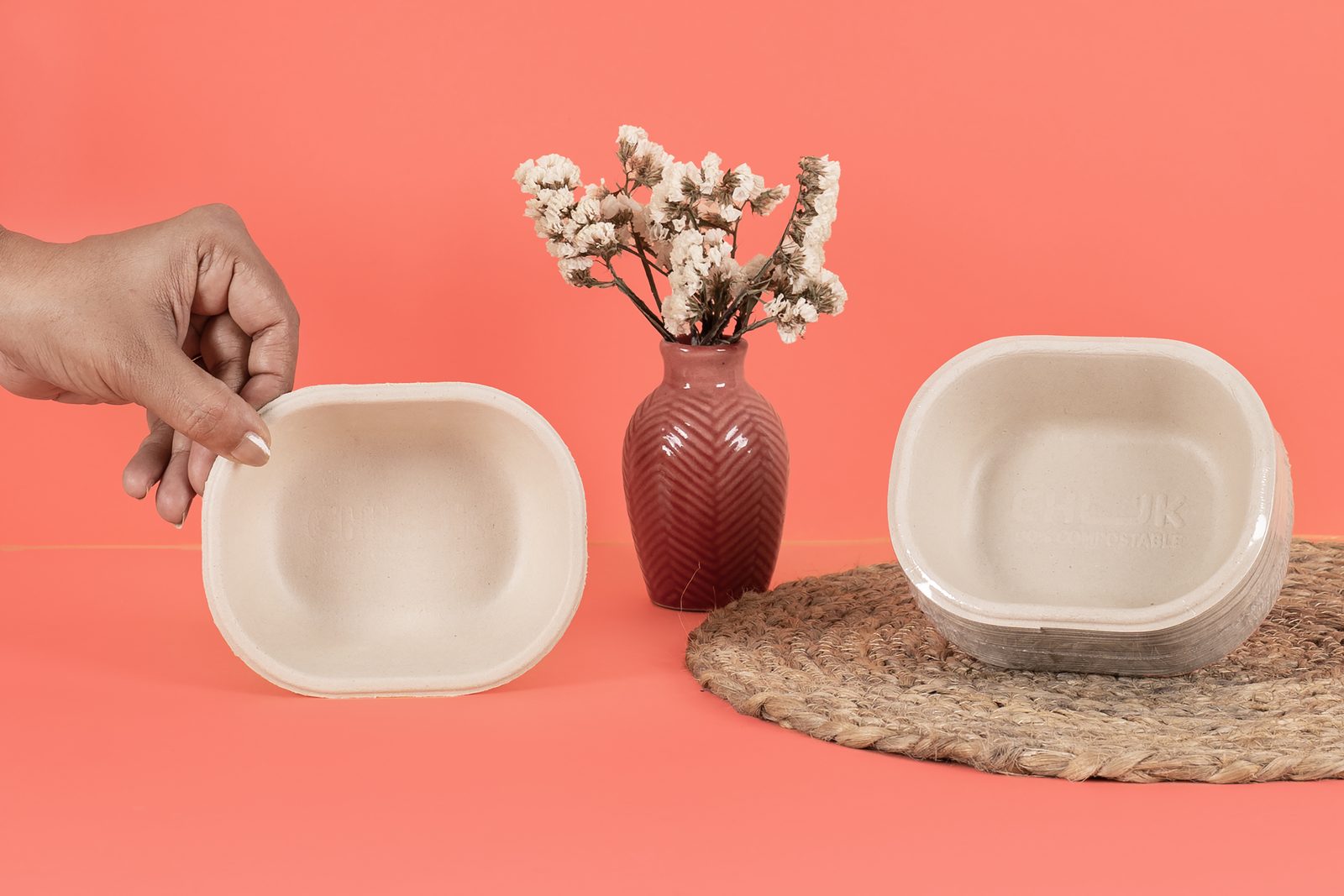 CHUK bagasse bowls embossed 100% compostable, a certified alternative to single-use plastic